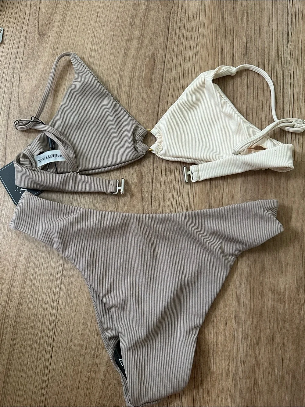 Zaful Two-Tone Beige Taupe Ribbed Ring-Front Bikini